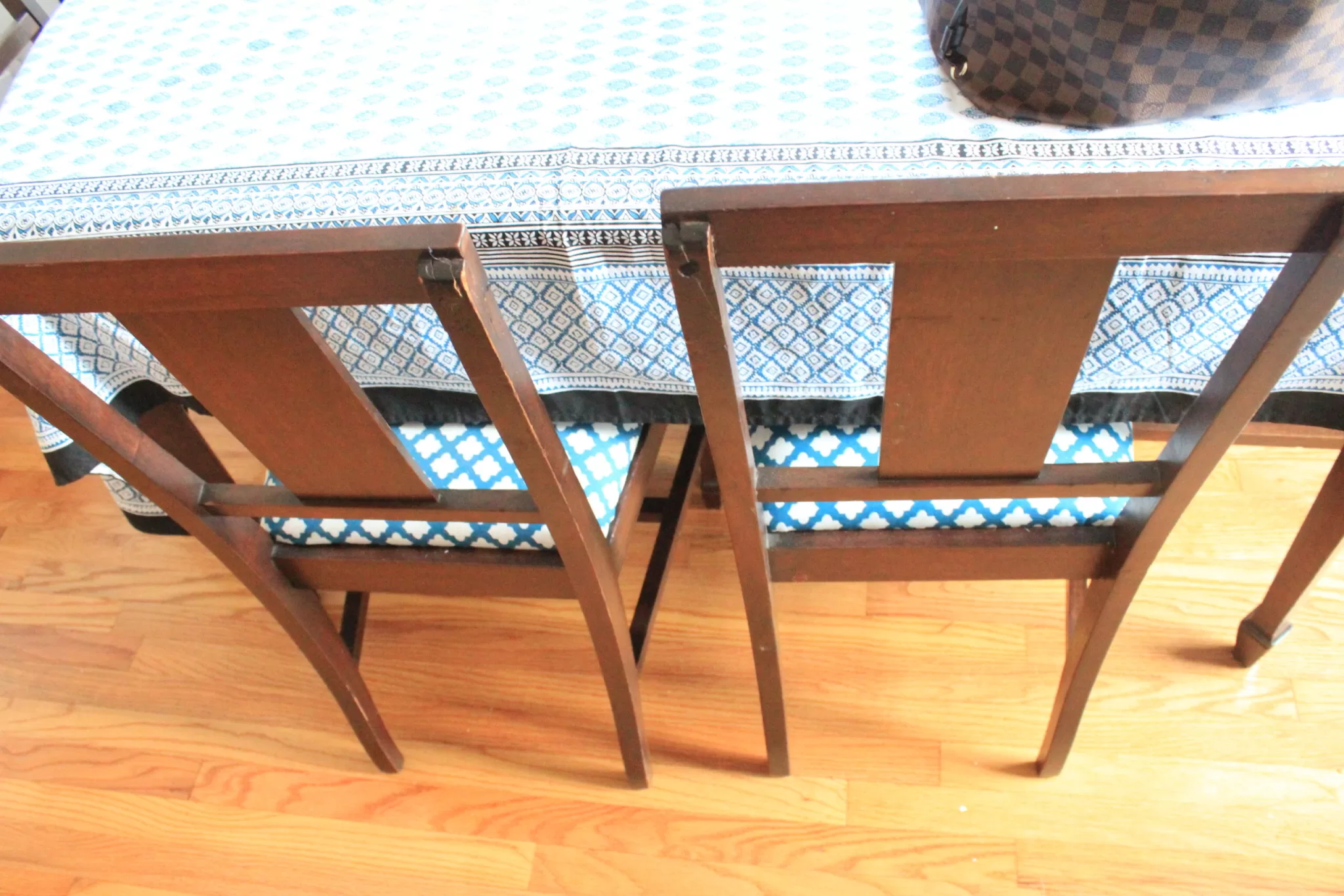 How to Recover Dining Chairs for $10