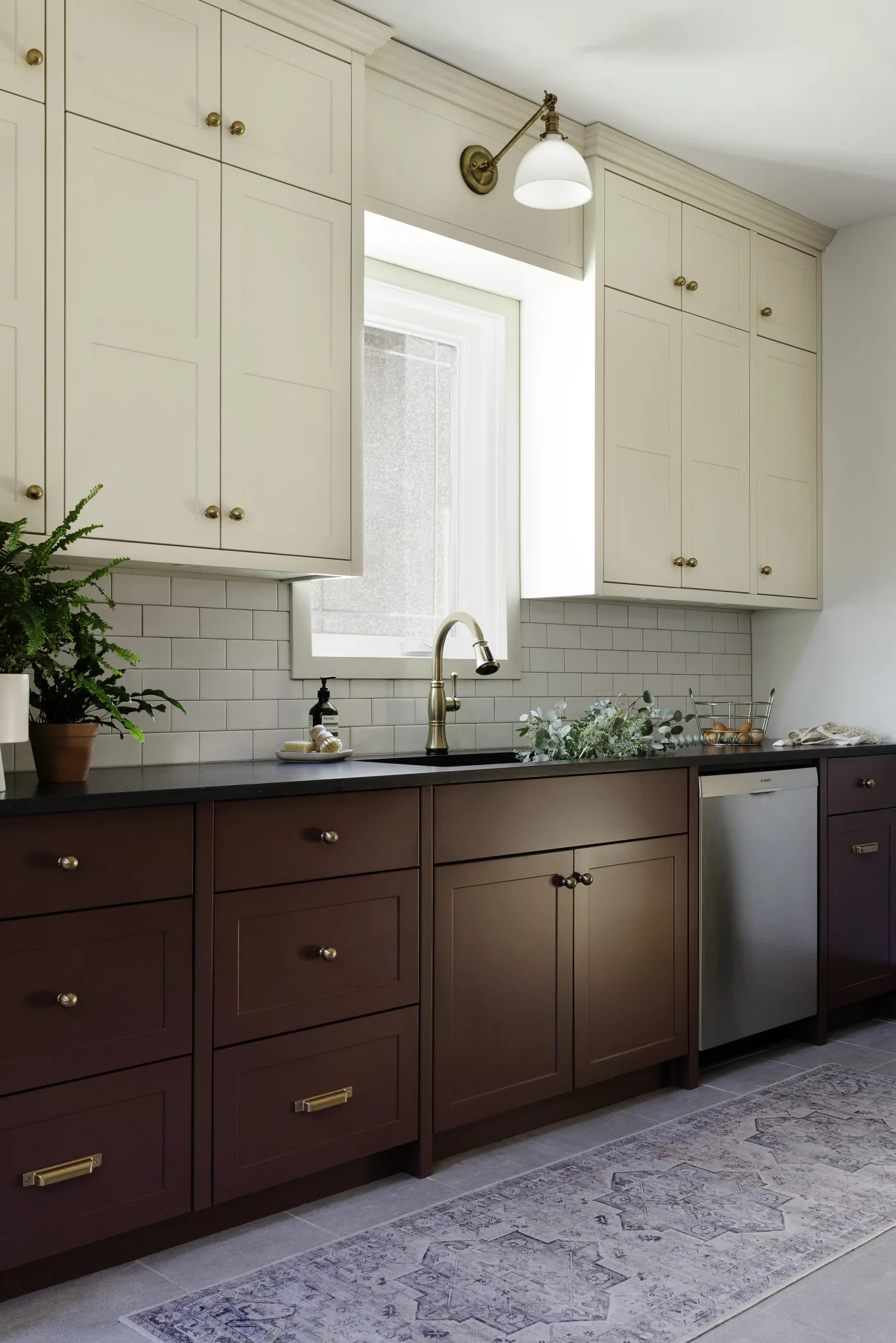 9 Big Kitchen Cabinet Color Trends of 2024 – With Paint Colors