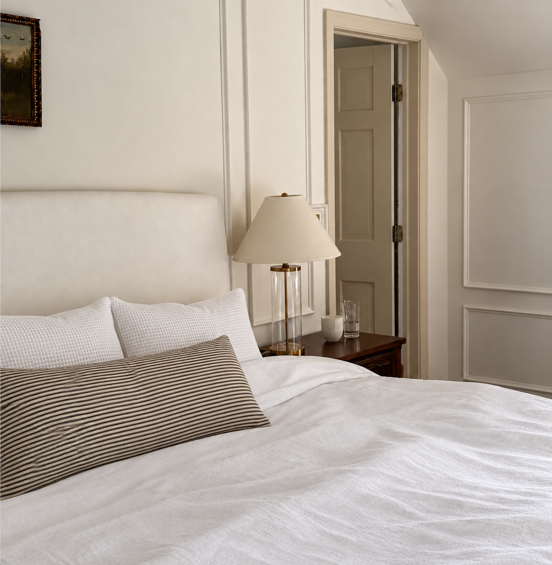 Sherwin-Williams Greek Villa vs. Alabaster: Which Is the Best Warm White?